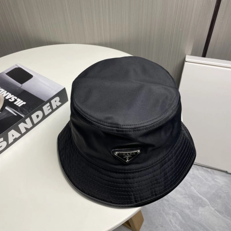 ZipUp Prada Caps 257130