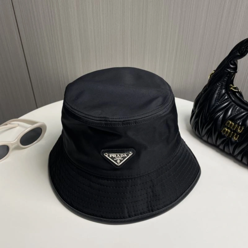ZipUp Prada Caps 257130