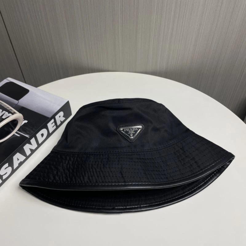 ZipUp Prada Caps 257130