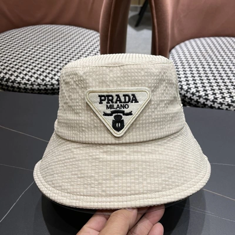 Prada Caps UrbanStyle 257115