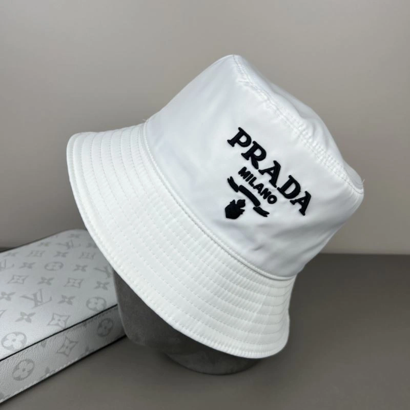 Prada Caps Sleek 257097
