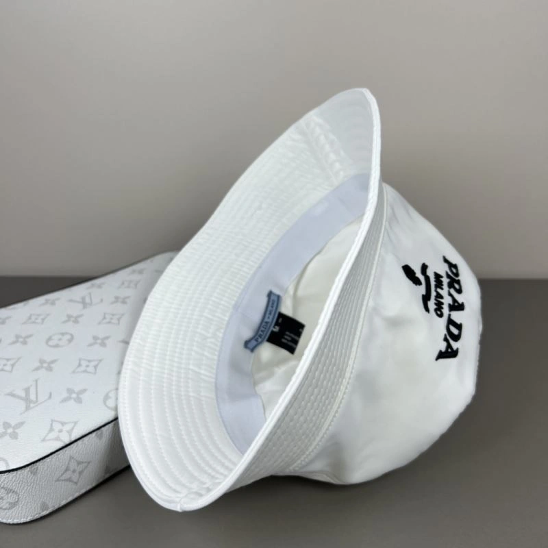Prada Caps Sleek 257097