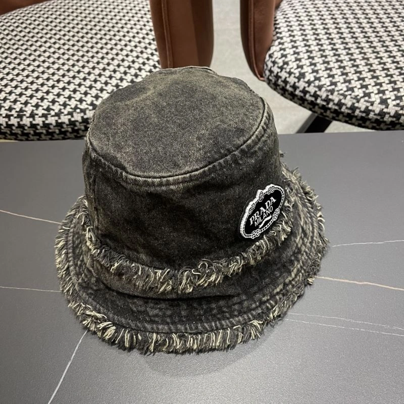 Fashionable Prada Caps 257102