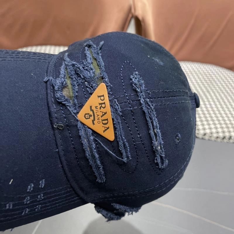 Prada Caps Practical 257094