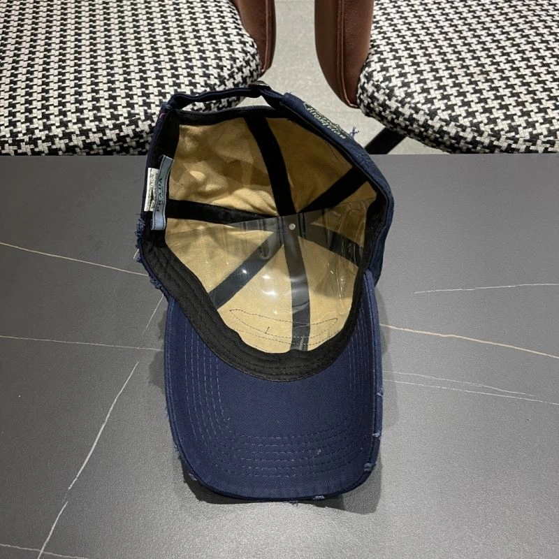 Prada Caps Practical 257094