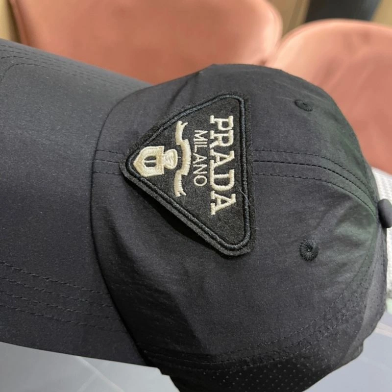 Prada Caps Sophisticated 257078