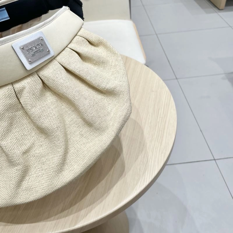 Prada Caps Cozy 261616