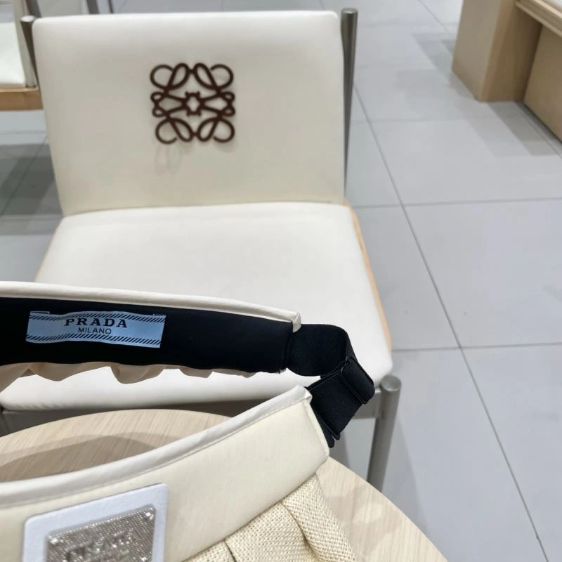 Prada Caps Cozy 261616
