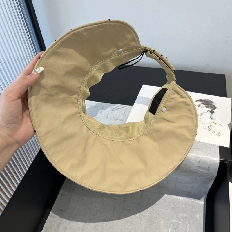 WellDesigned Prada Caps 261612