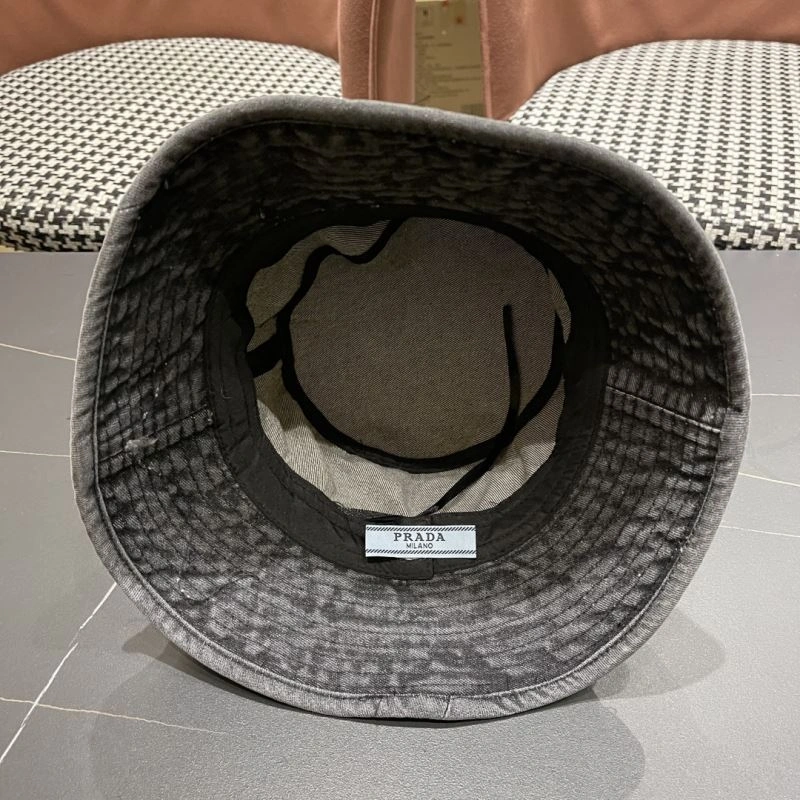 ZipUp Prada Caps 261608