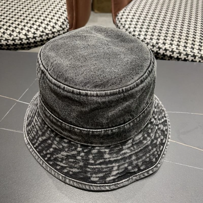 ZipUp Prada Caps 261608