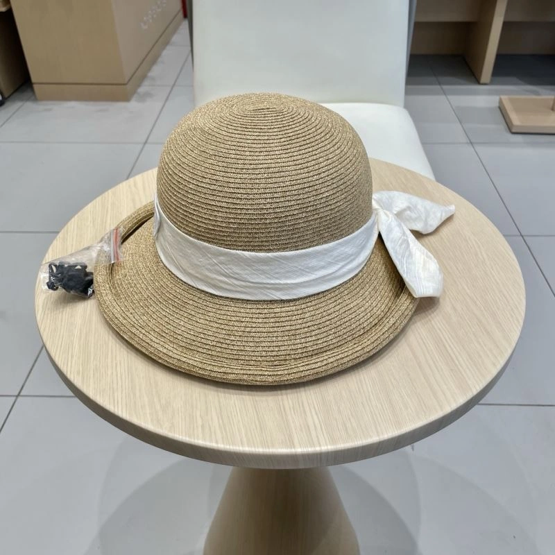 Minimalist Prada Caps 261585