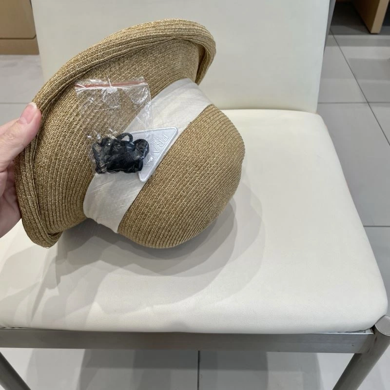 Minimalist Prada Caps 261585