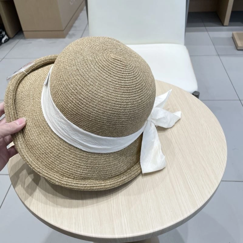 Minimalist Prada Caps 261585