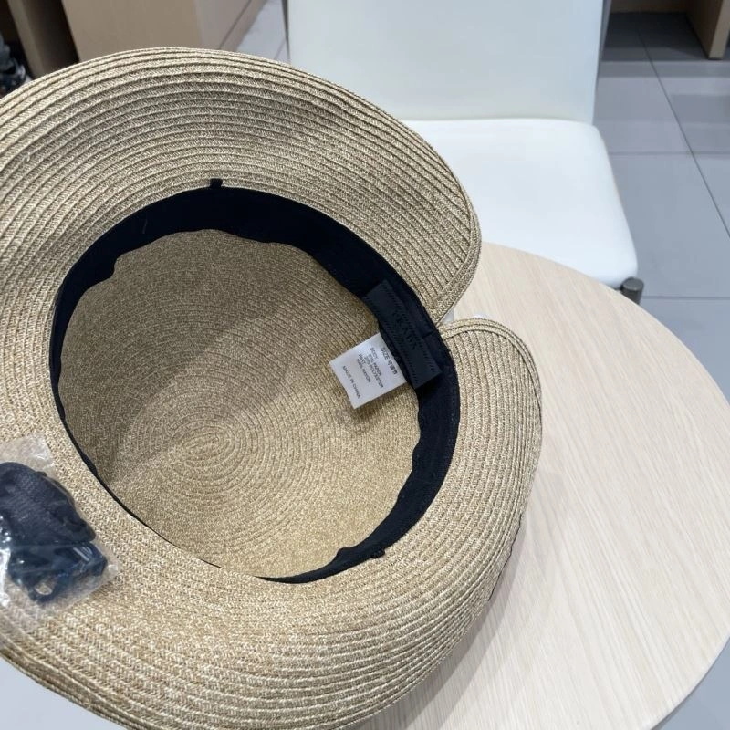 Minimalist Prada Caps 261585