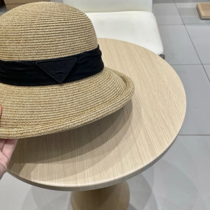 Minimalist Prada Caps 261577