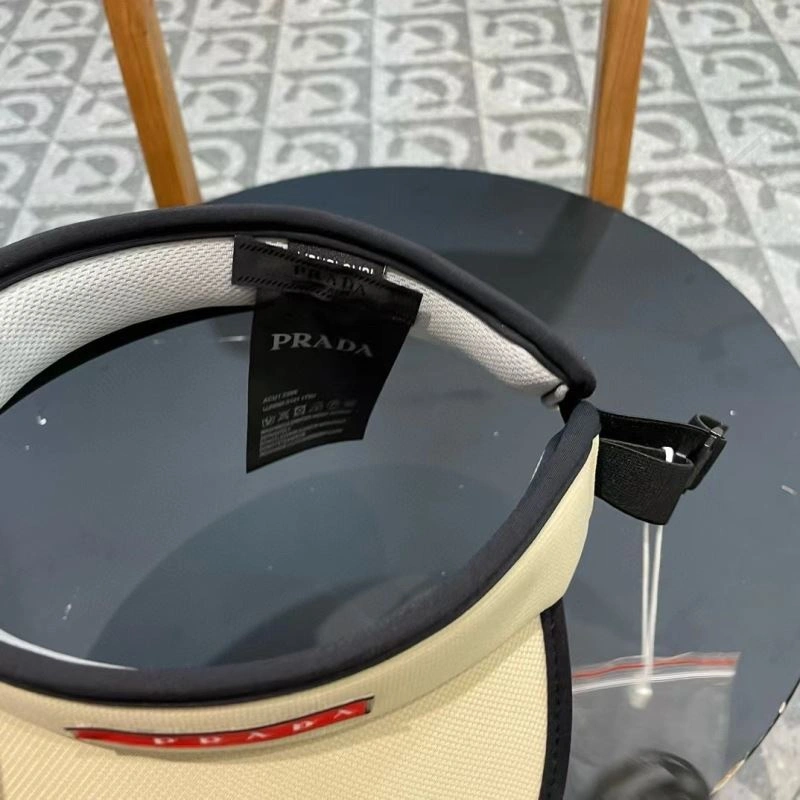 Prada Caps ModernLook 261575