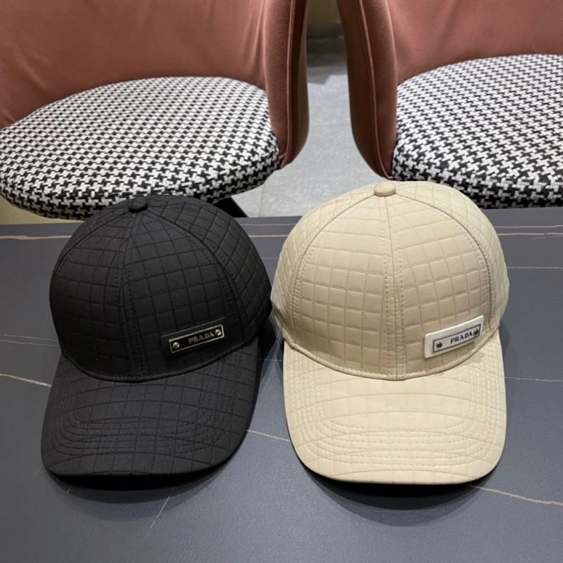 Prada Caps Versatile 261588