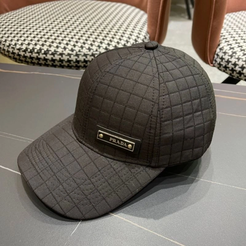 Prada Caps Versatile 261588
