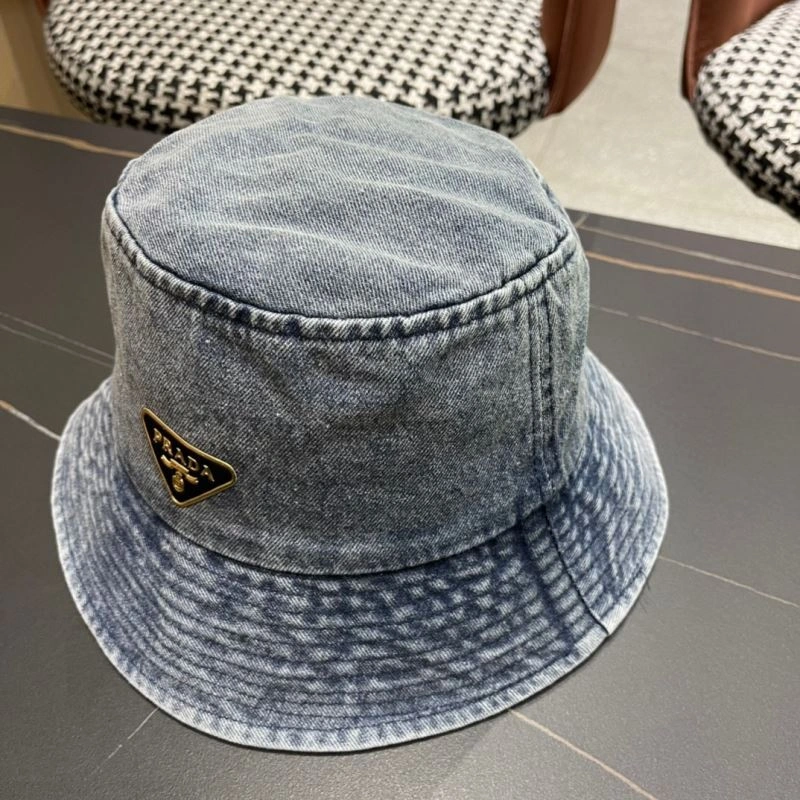 Prada Caps Bold 261583
