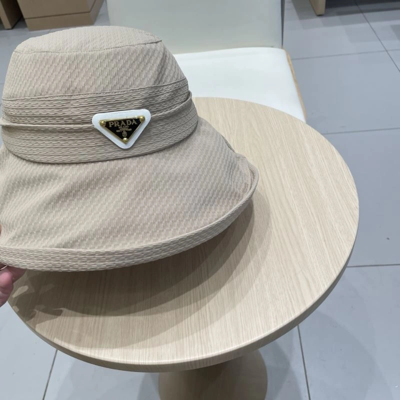 Prada Caps SmoothTexture 261566