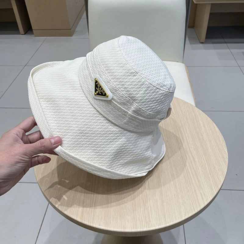 Unique Prada Caps 261565