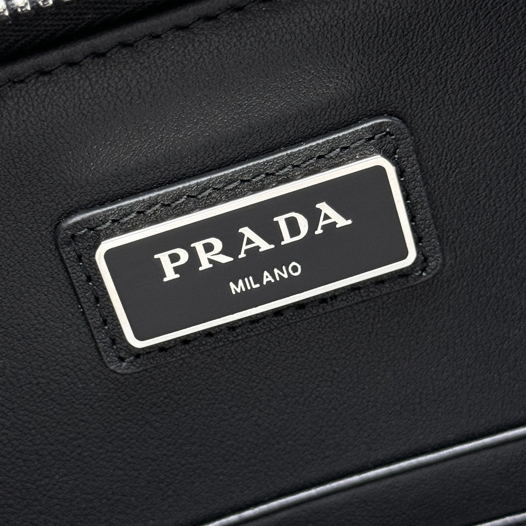 Prada Clutch Bags UrbanChic 71687