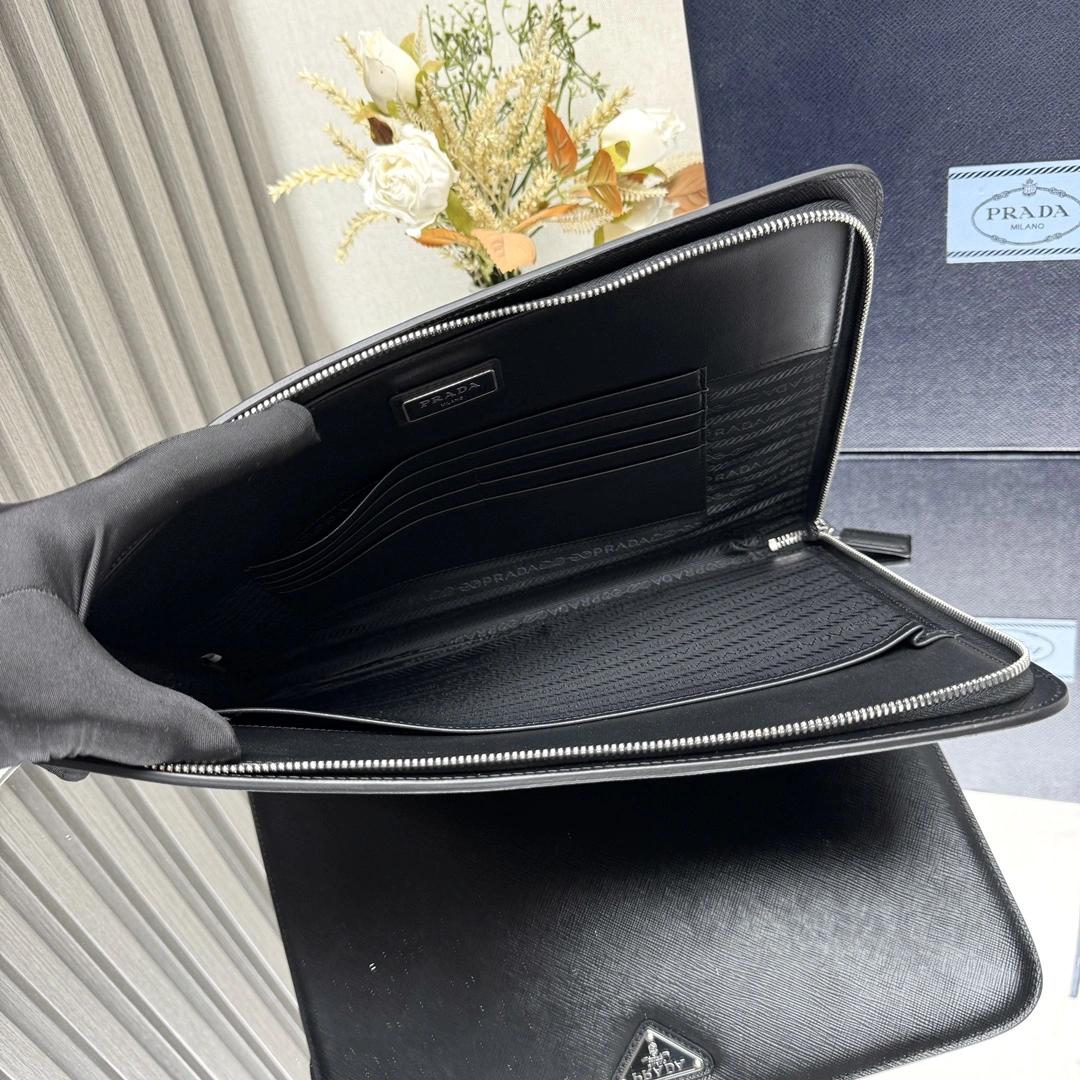 Prada Clutch Bags UrbanChic 71687
