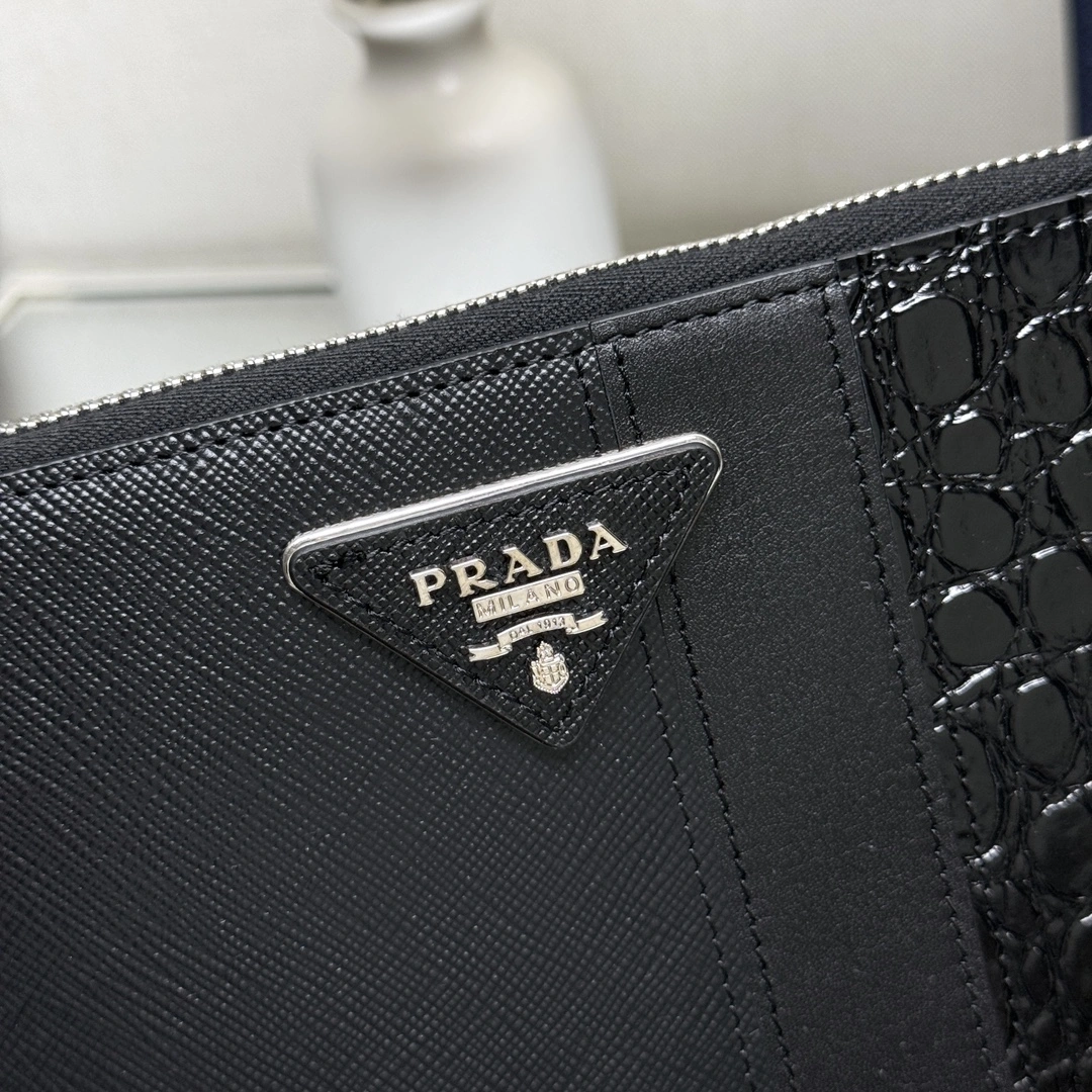 Youthful Prada Clutch Bags 71681