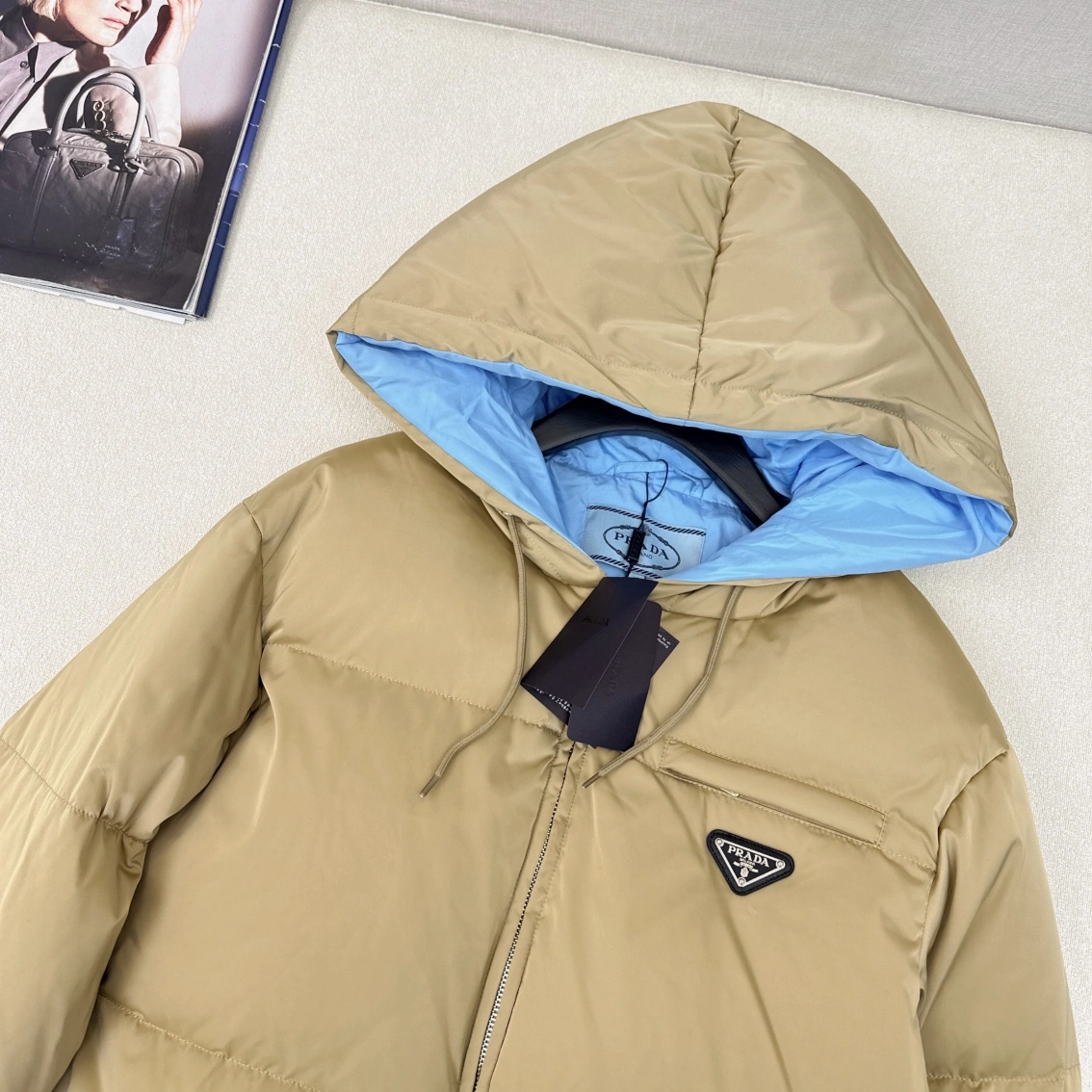 Minimalist Prada Down Jackets 172782