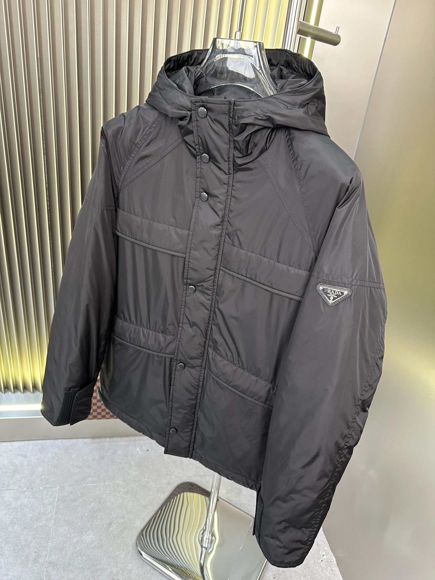 Fashionable Prada Down Jackets 172780