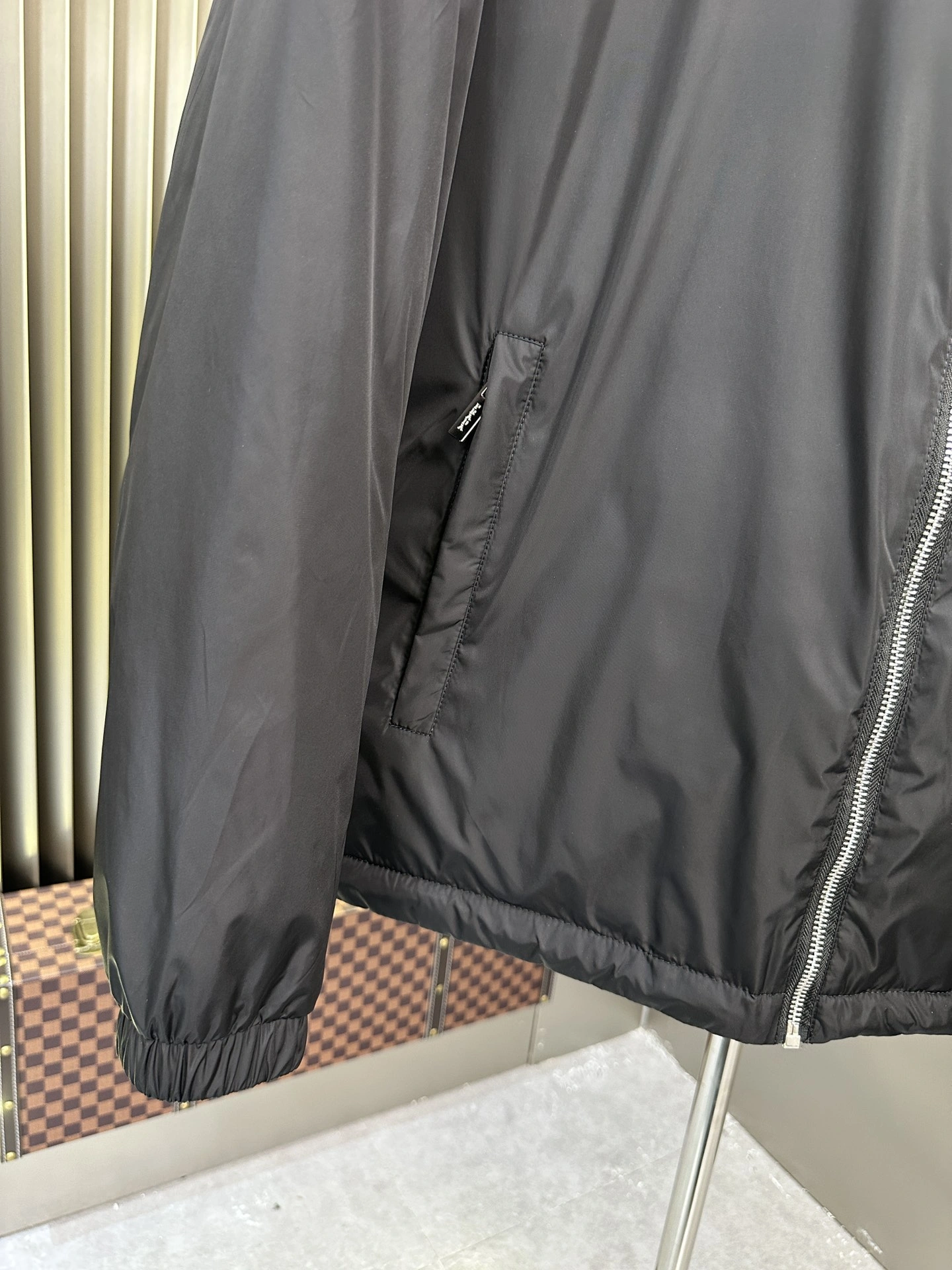 RelaxedFit Prada Down Jackets 172836