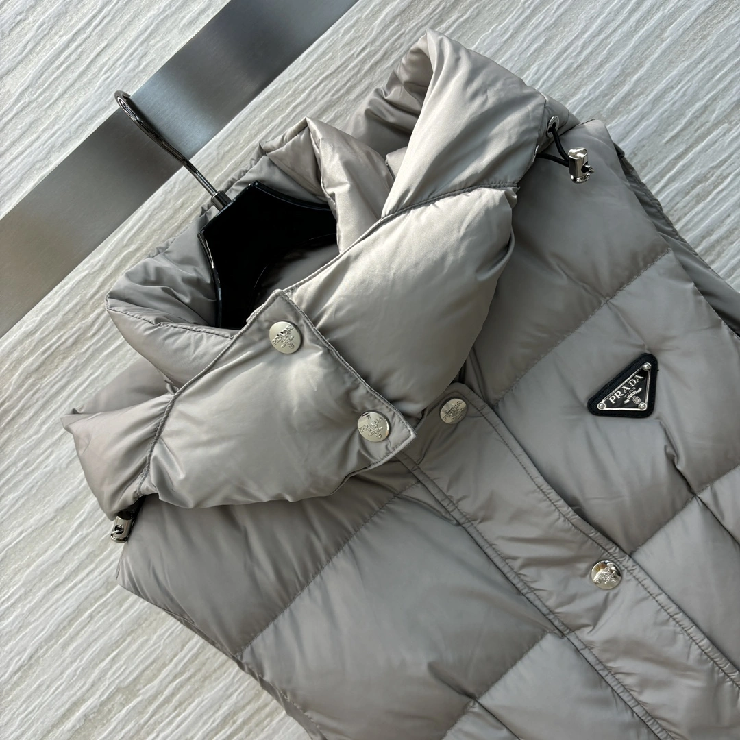 Durable Prada Down Jackets 172776