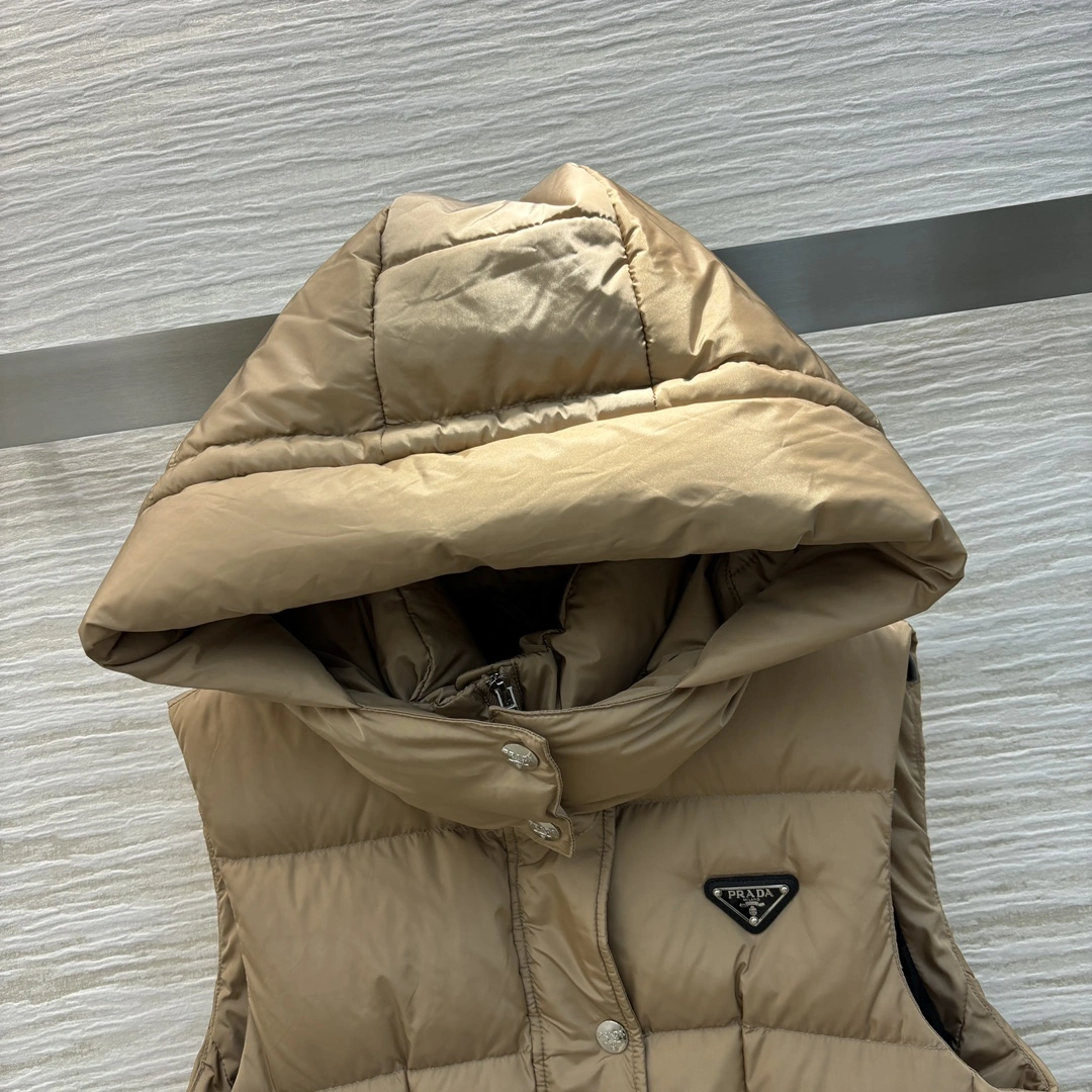 Snug Prada Down Jackets 172832