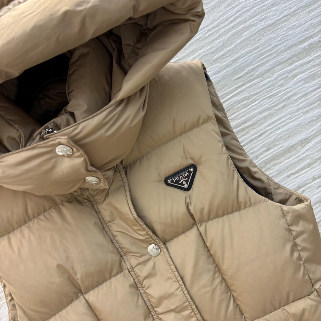Snug Prada Down Jackets 172832