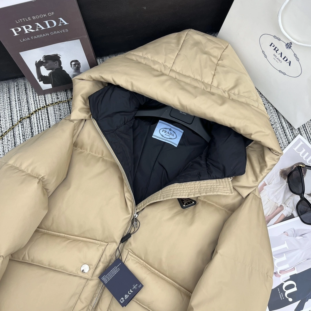 Resilient Prada Down Jackets 172773