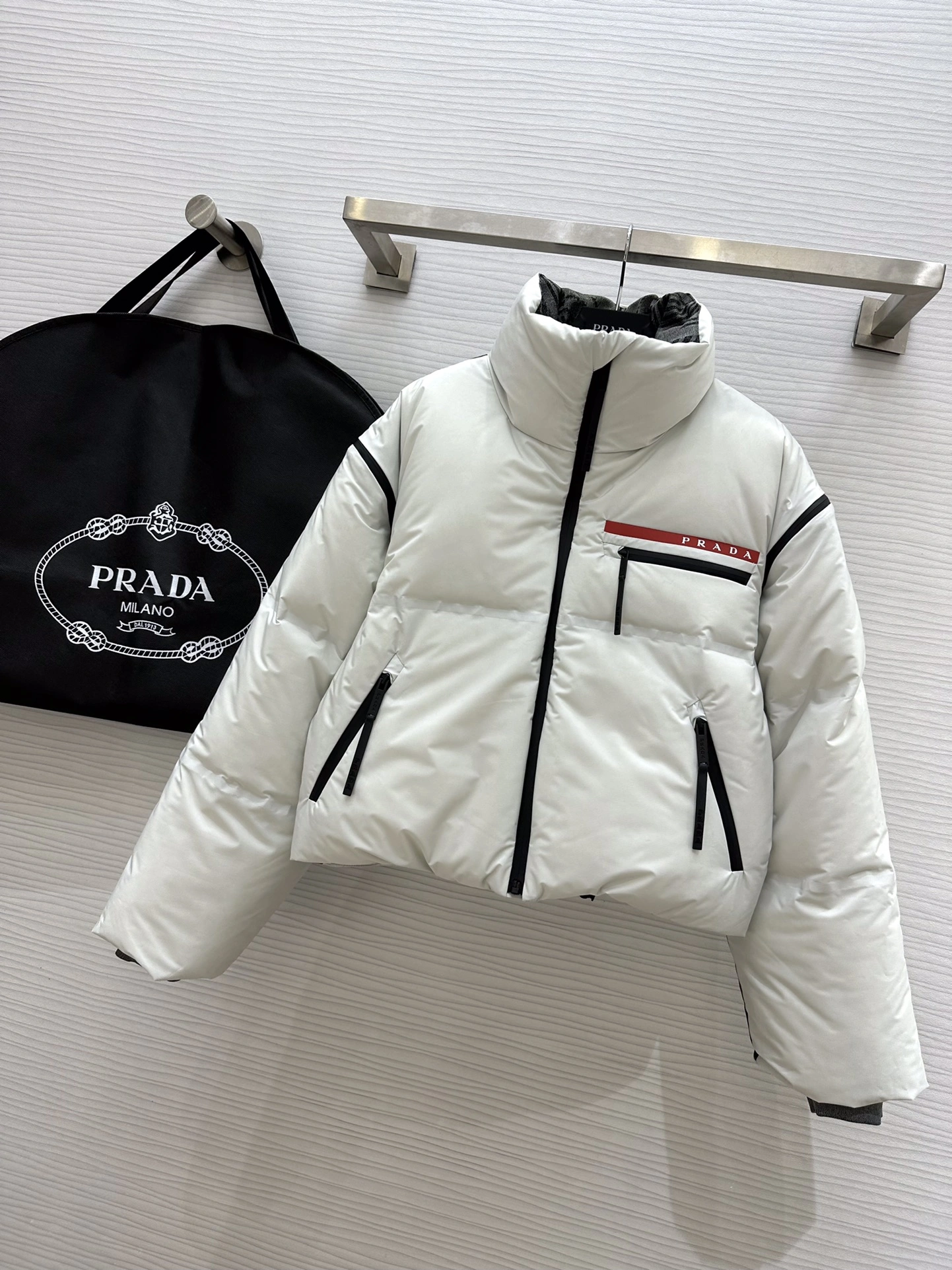Durable Prada Down Jackets 172815