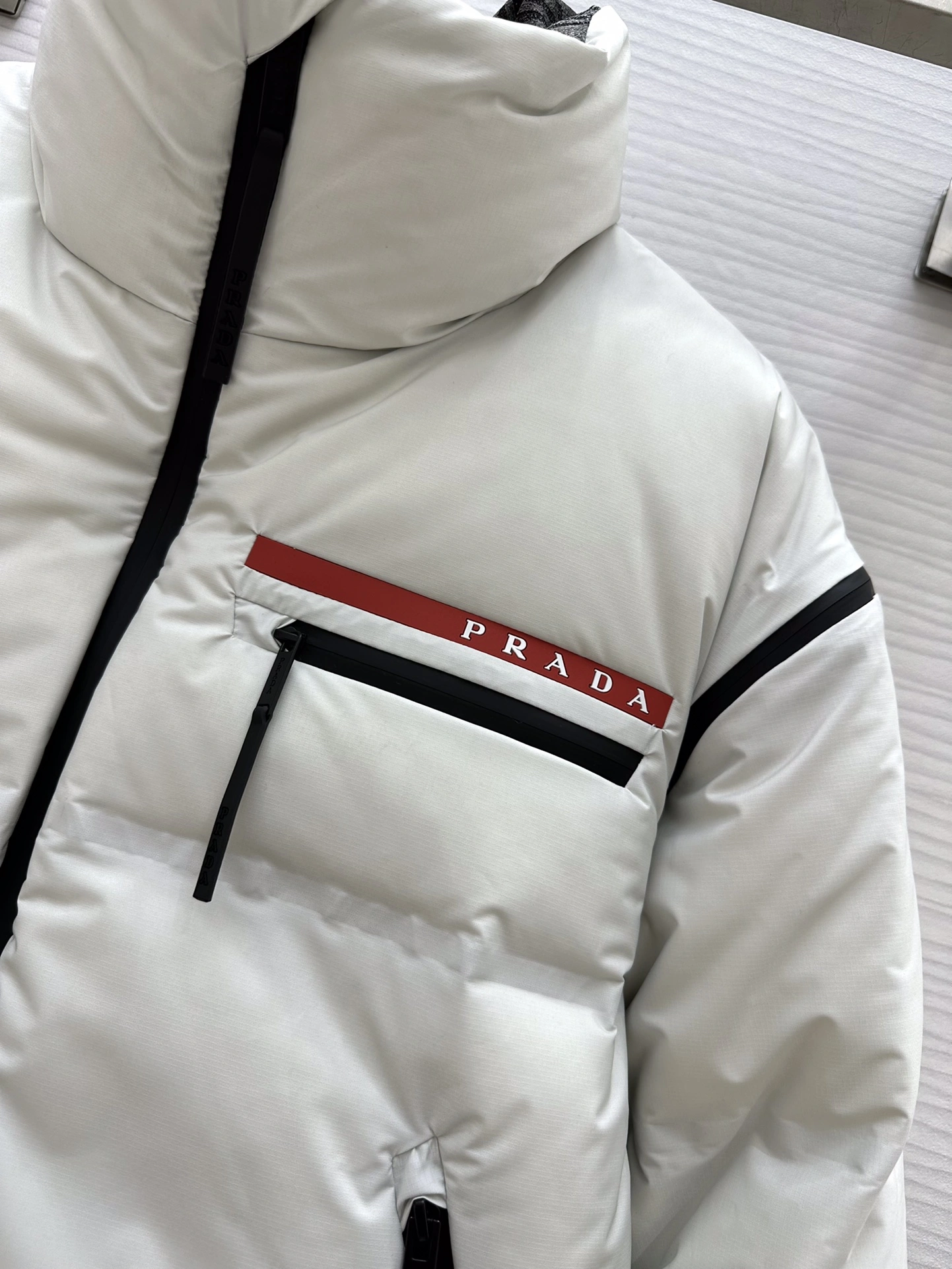 Durable Prada Down Jackets 172815