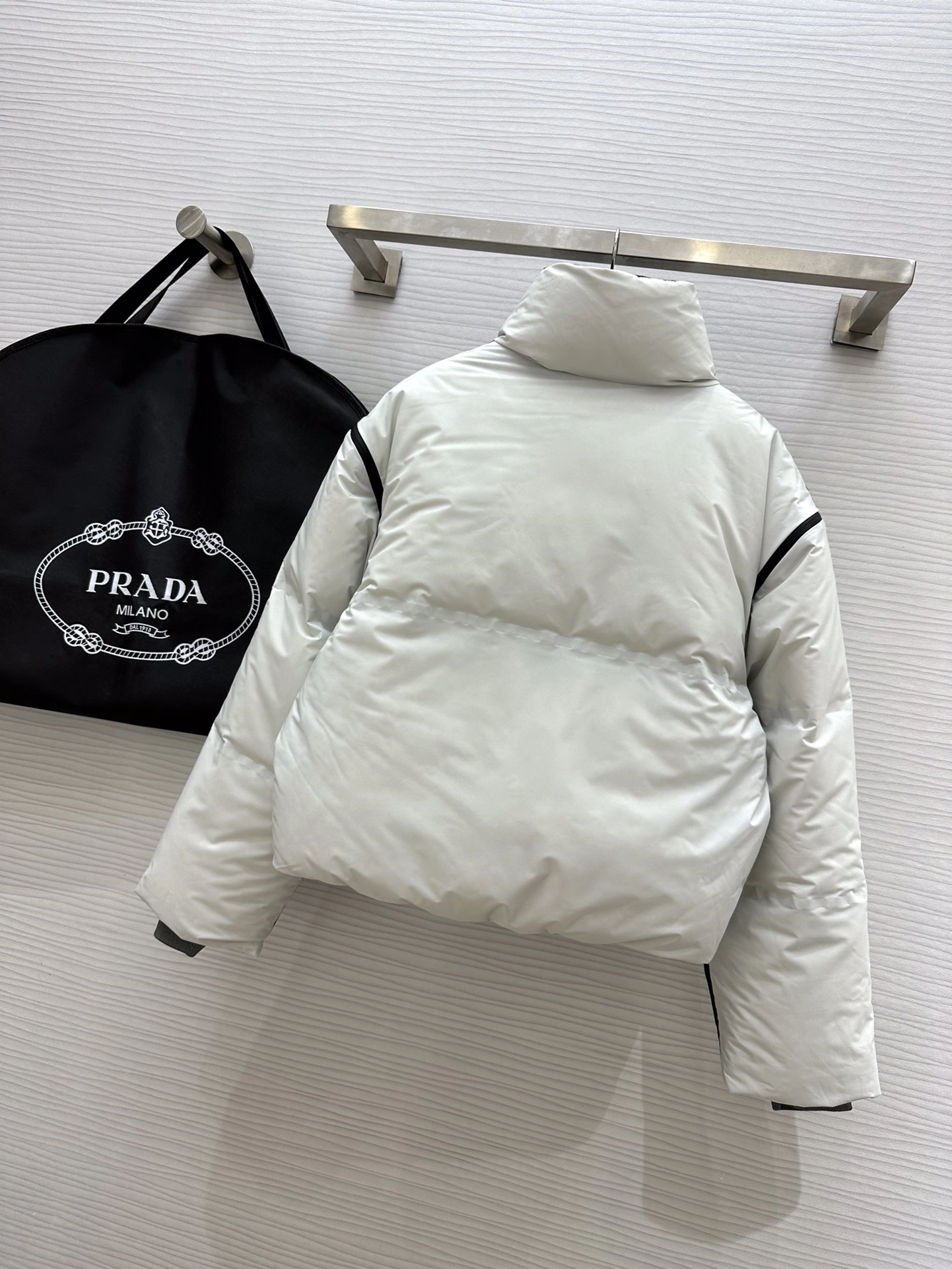 Durable Prada Down Jackets 172815