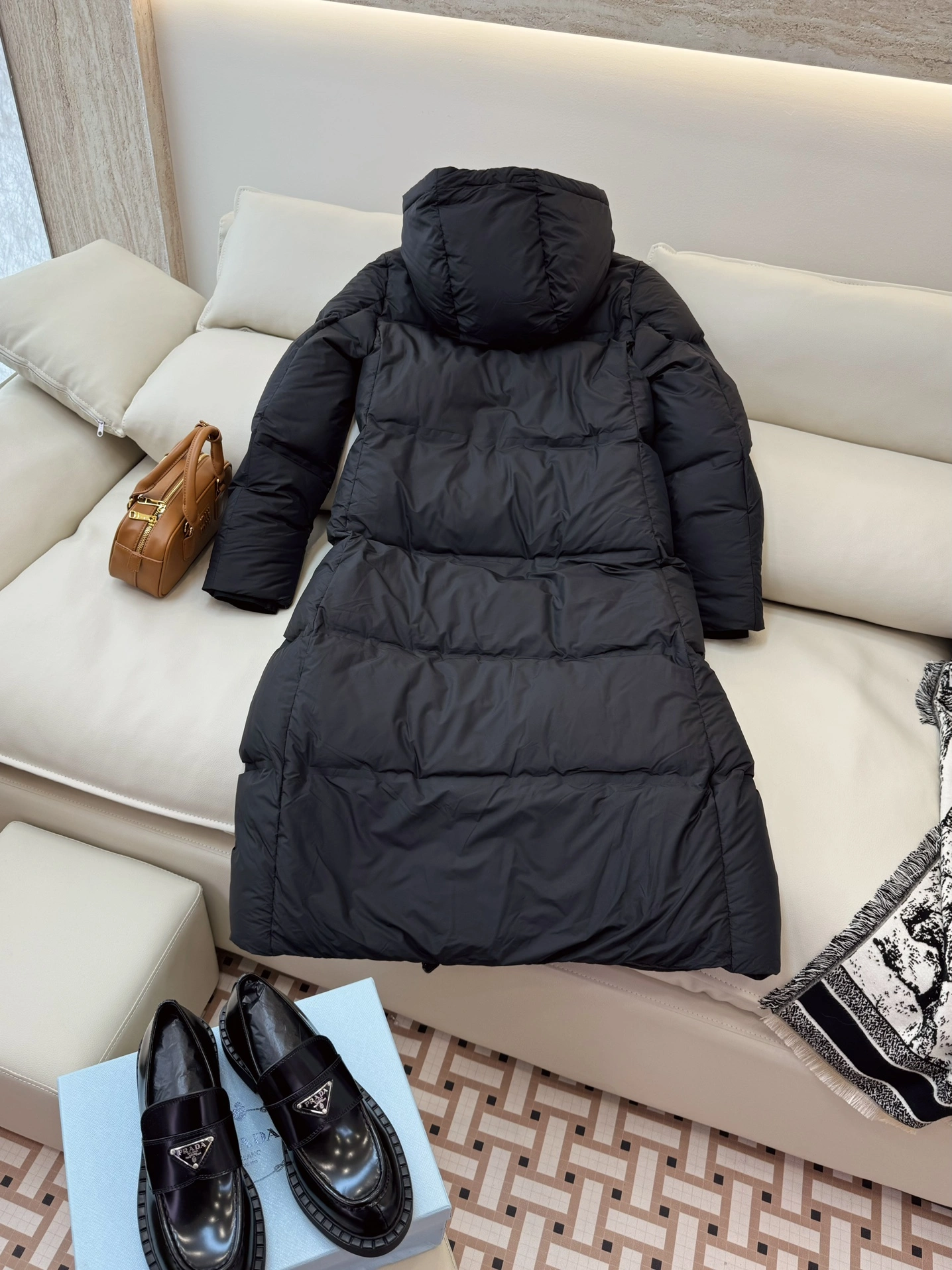 EyeCatching Prada Down Jackets 172768