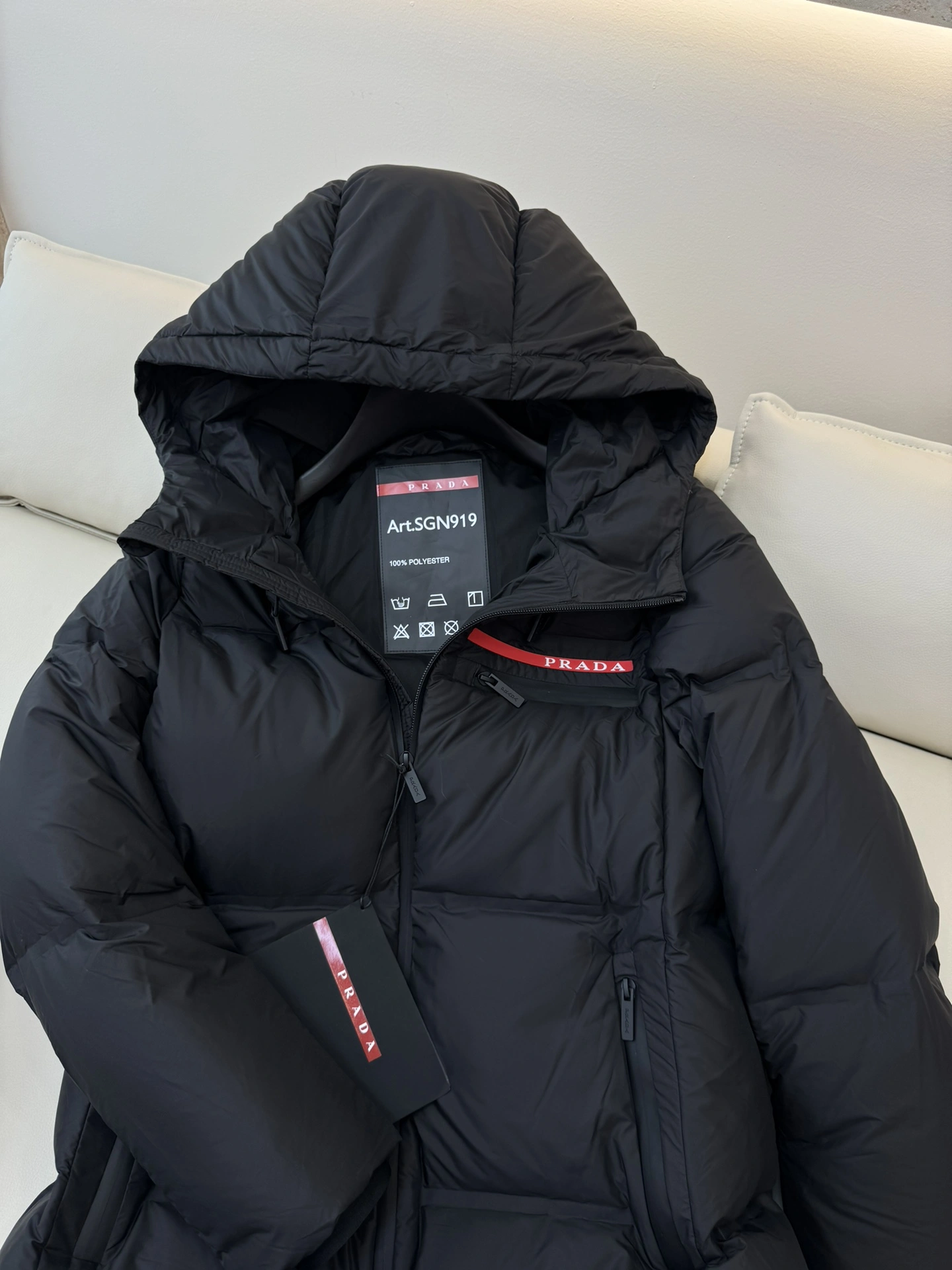 EyeCatching Prada Down Jackets 172768