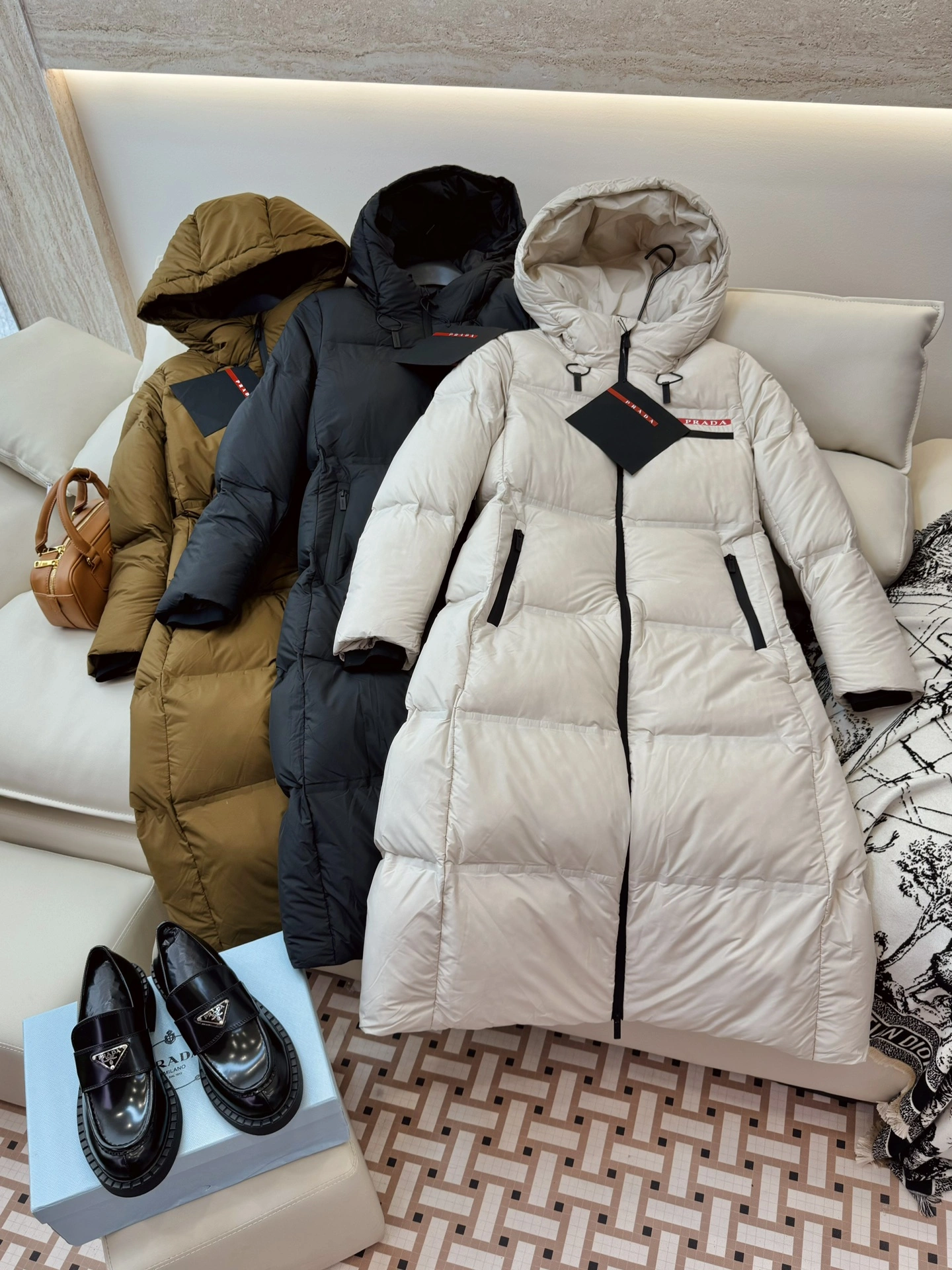 FlexibleFit Prada Down Jackets 172769