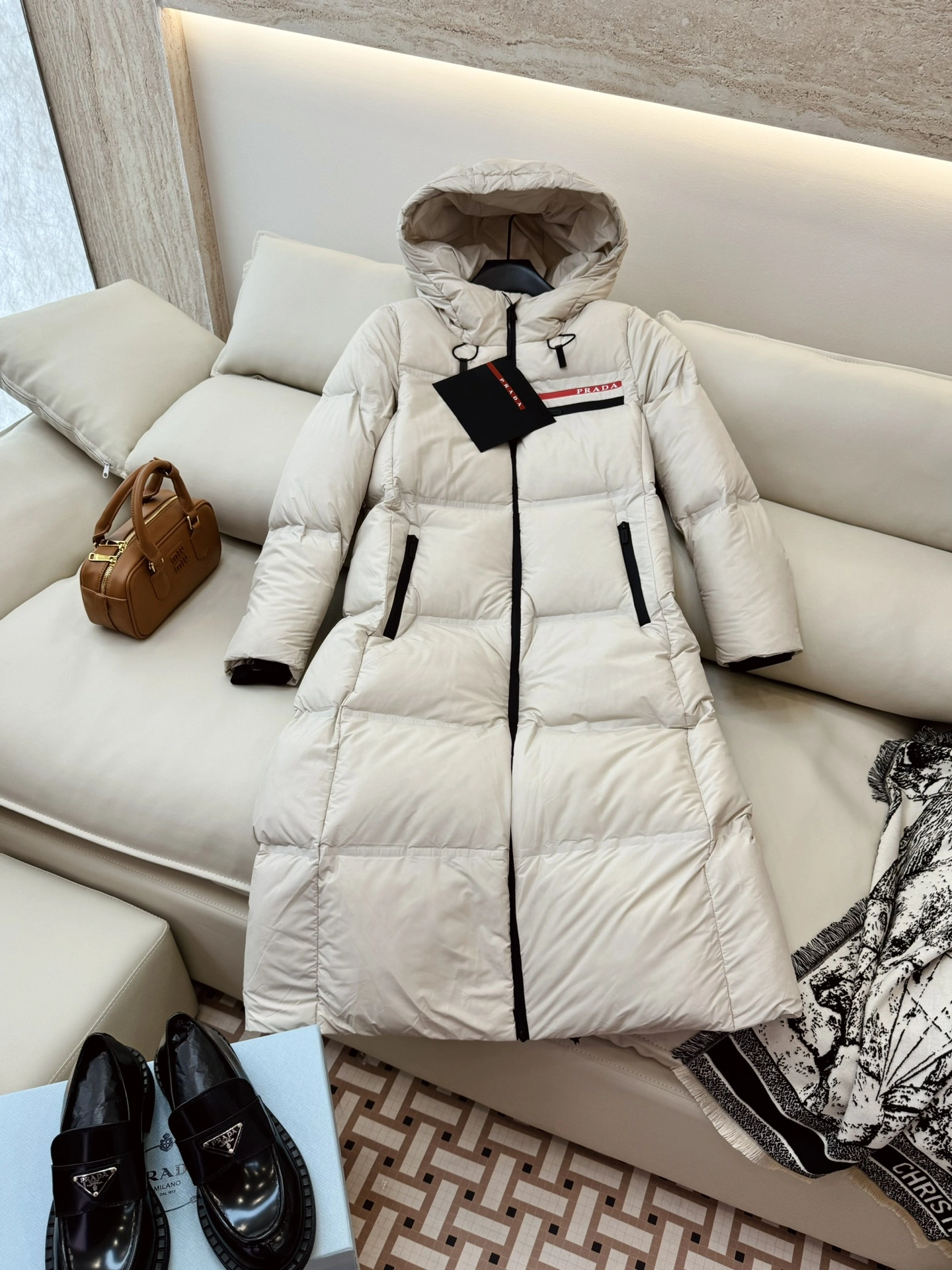 FlexibleFit Prada Down Jackets 172769