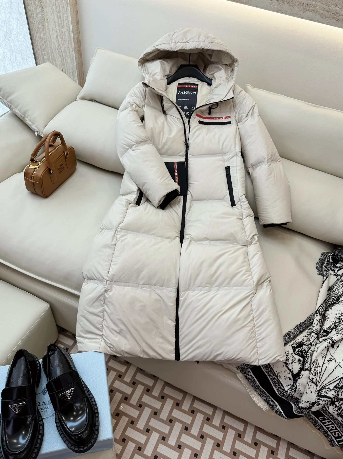 FlexibleFit Prada Down Jackets 172769