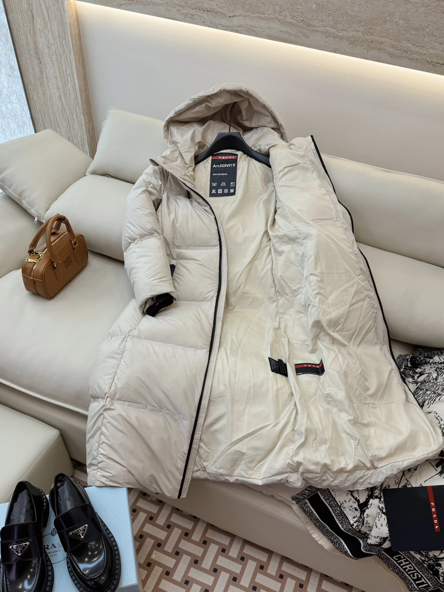 FlexibleFit Prada Down Jackets 172769