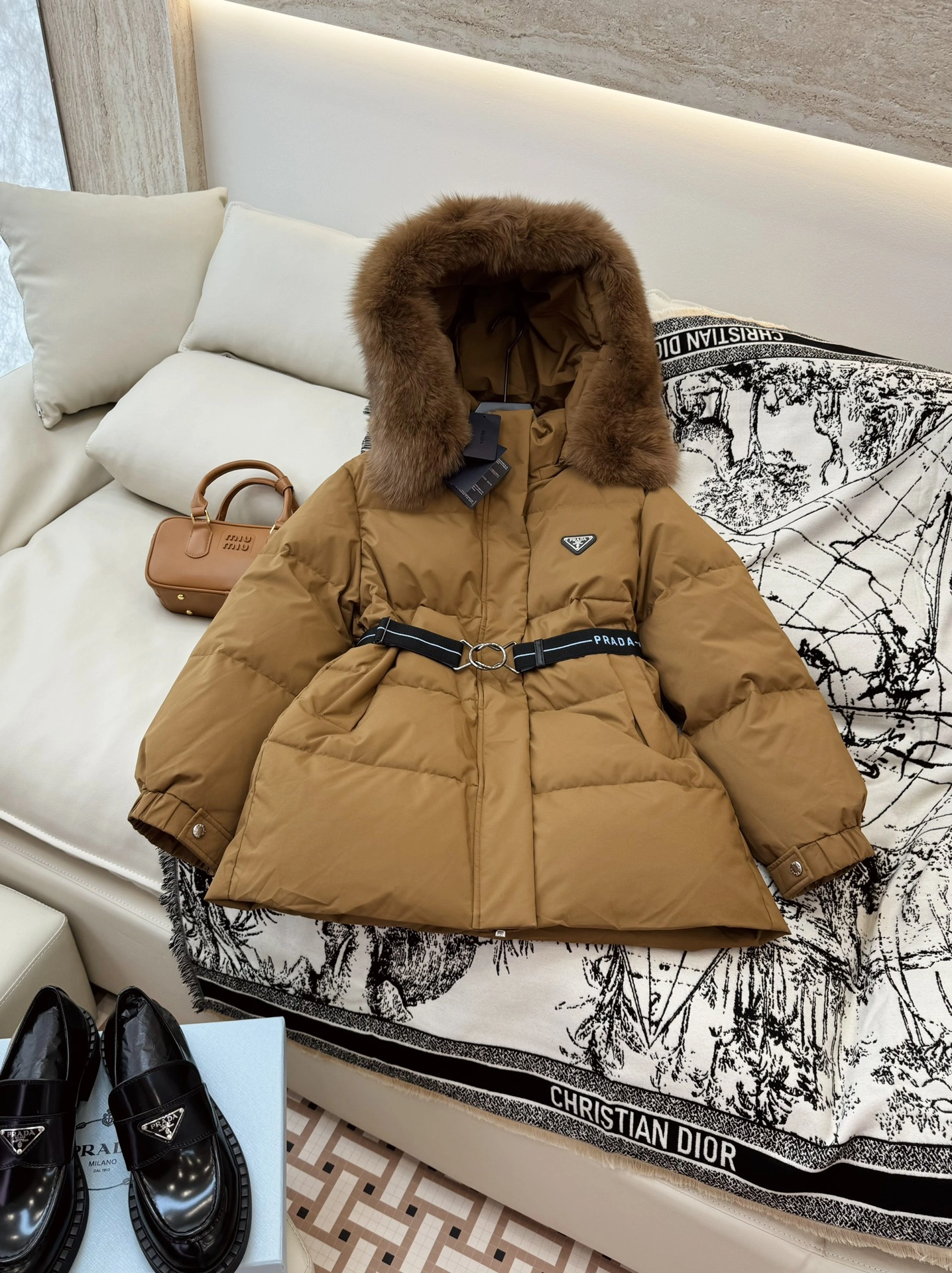 Prada Down Jackets Effortless 172764