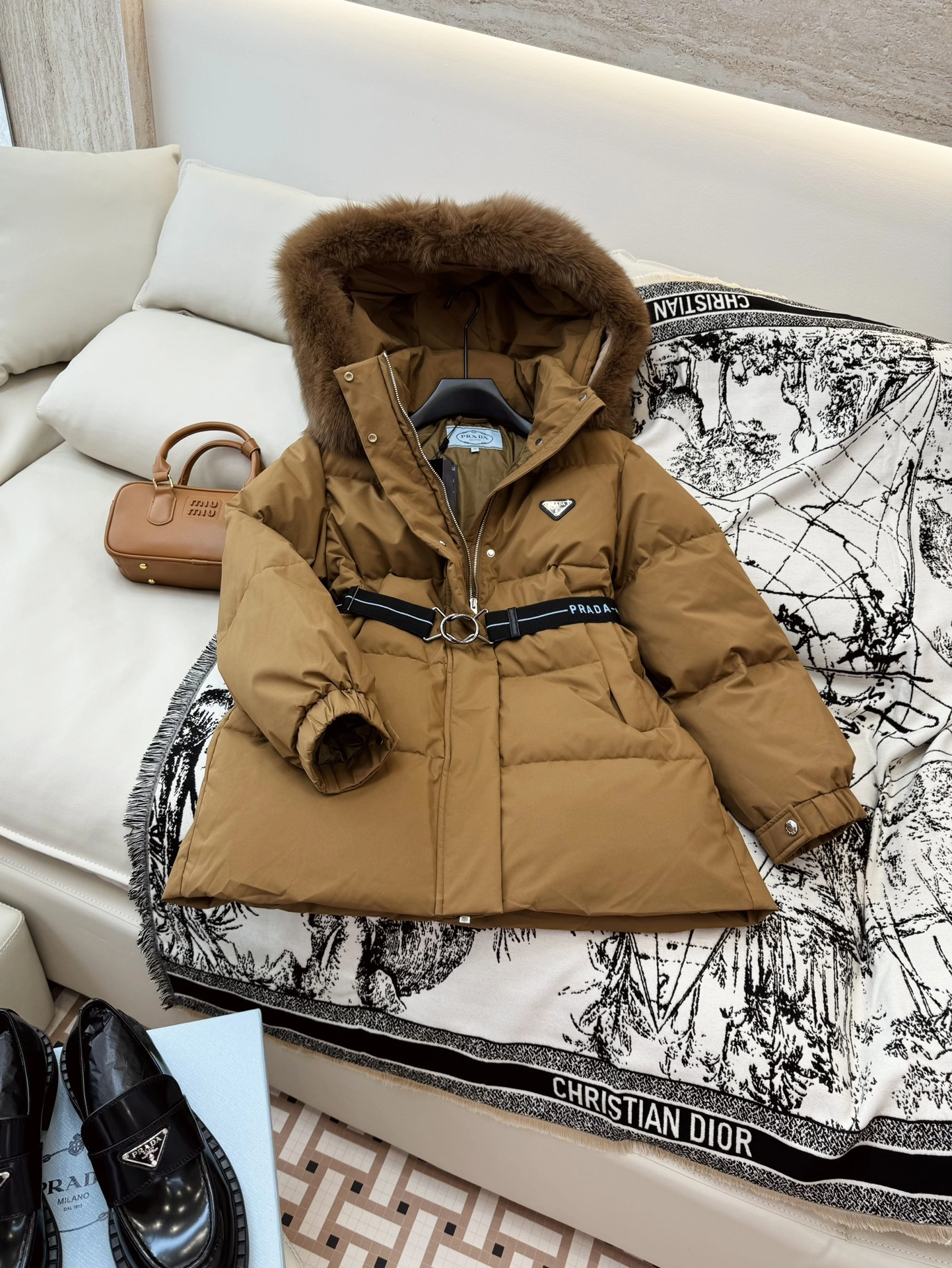 Prada Down Jackets Effortless 172764