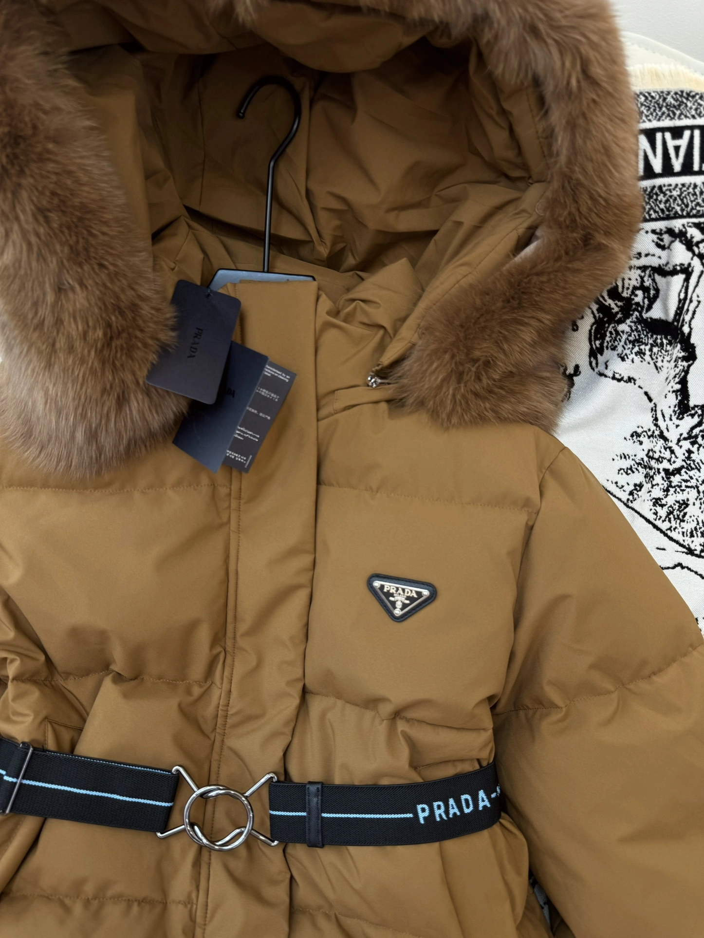 Prada Down Jackets Effortless 172764