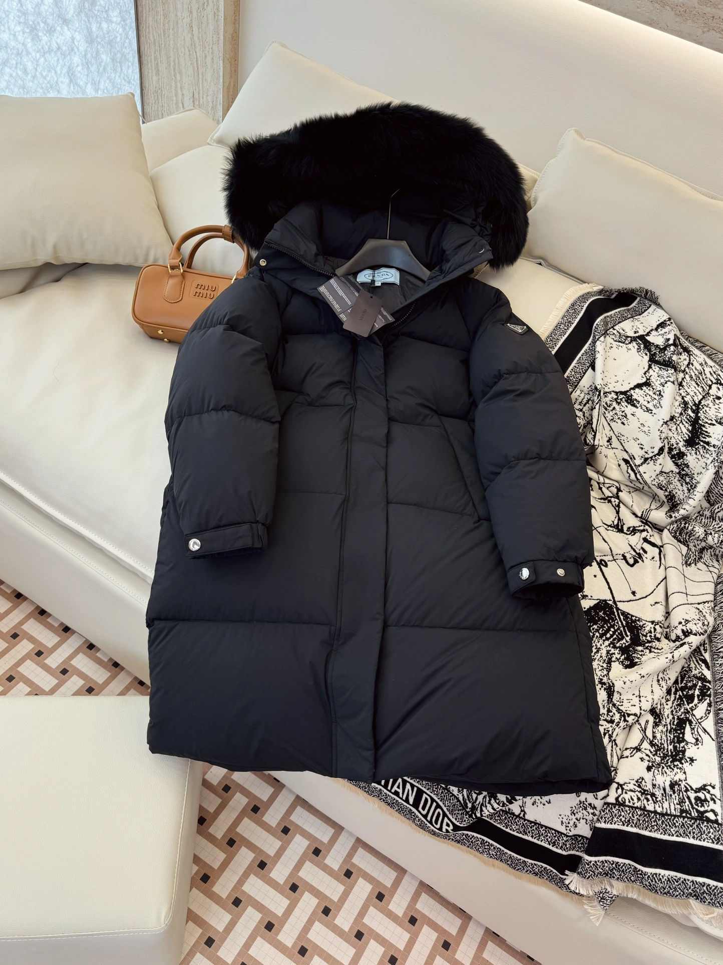 FlexibleFit Prada Down Jackets 172758