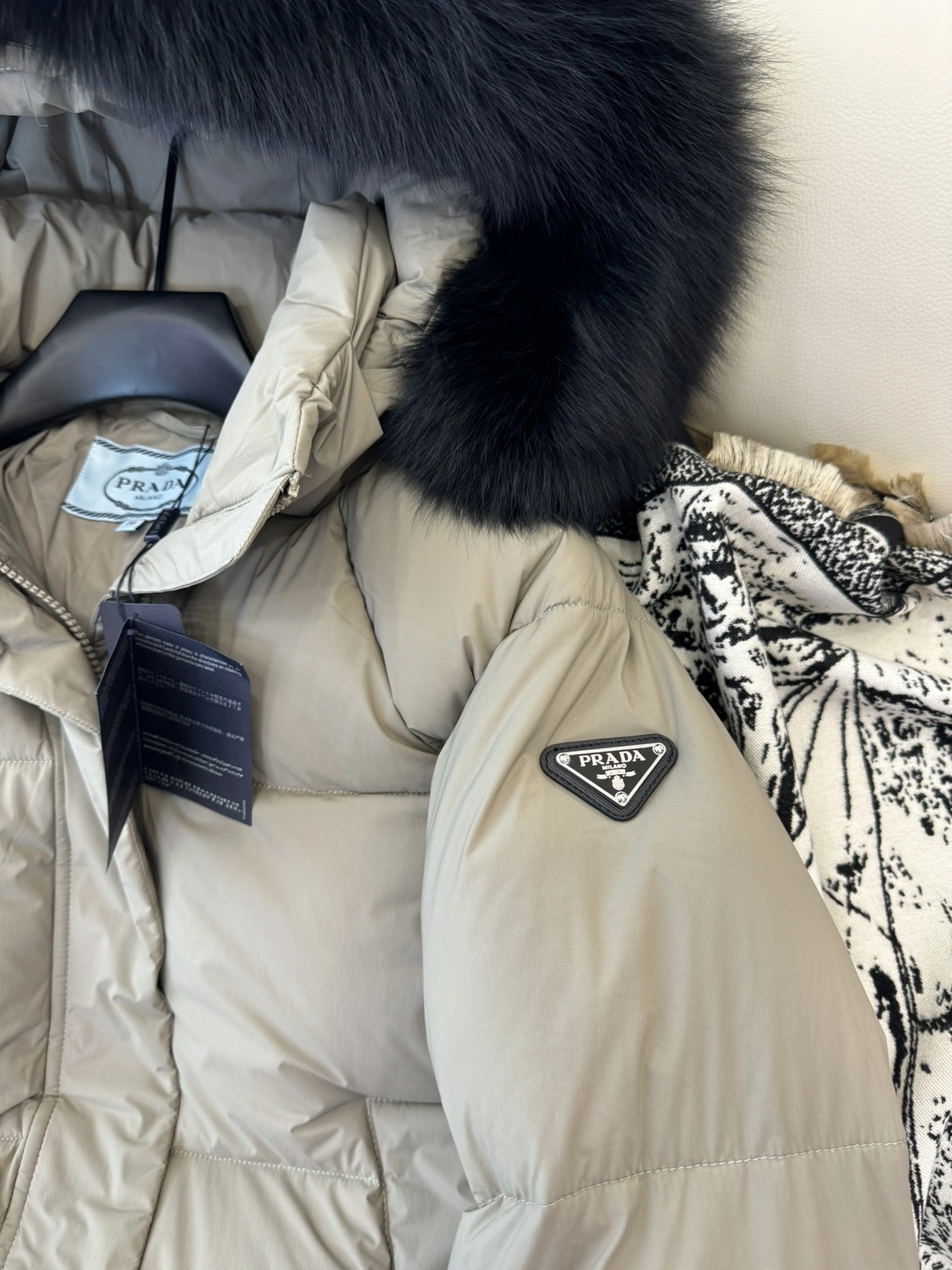 Prada Down Jackets Lightweight 172795